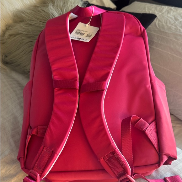 Lululemon everywhere backpack main image 4